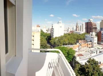 Departamento de 2 ambientes, La Plata · 8 y 55. Departamento de 1 Dormitorio, Luminoso, Muy Bueno!