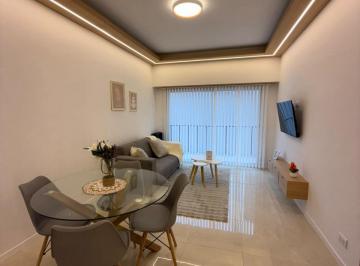 Departamento · 51m² · 3 Ambientes · 3 Amb a La Calle con Balcón - Plaza Colón