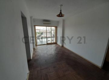 Departamento · 52m² · 3 Ambientes · Venta Departamento 3 Ambientes con Renta | La Boca Oportunidad Para Inversores: Propiedad con Renta