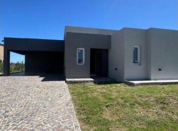 Casa de 5 ambientes, Ezeiza · Alquiler Excelente Casa a Estrenar Barrio San Simón, Canning