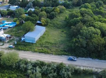 Bodega-Galpón · 140m² · Terreno en Victoria