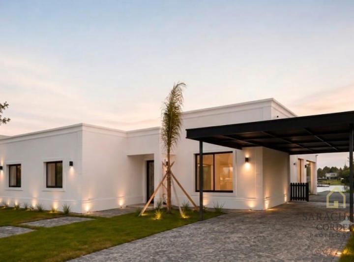 Casa · 180m² · 6 Ambientes · 2 Cocheras