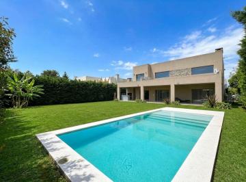 Casa de 4 ambientes, Pilar · Casa en Venta en La Lomada Pilar - 3 Dorm (Suite) con Pileta y Jardín