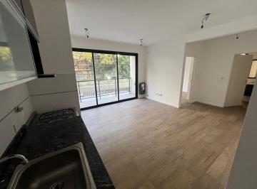 Departamento · 40m² · 2 Ambientes · 15 Cocheras · Depto 2 Amb, 45 m² Balcón Frente, Pïscina, Sum, Parrilla