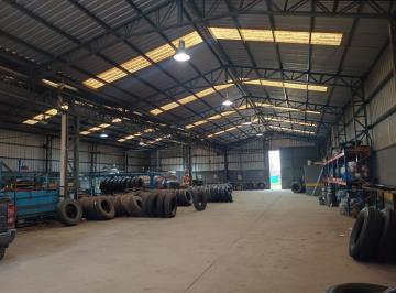 Bodega-Galpón · 980m² · Galpón en Perez