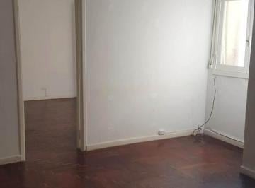Departamento · 40m² · 2 Ambientes · Candelaria Al 100 - 2 Amb - Floresta - Alquiler