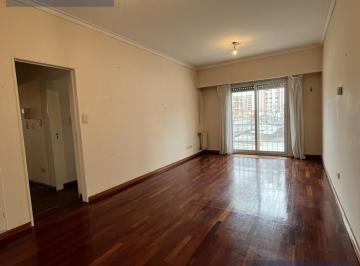 Departamento · 76m² · 3 Ambientes · 3 Ambientes con 2 Baños, Balcón y Sum | Quilmes Centro | Usd 100.000