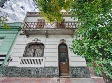 PH · 141m² · 6 Ambientes · 1 Cochera · Venta PH 6 Ambientes Floresta Cochera Finaciación