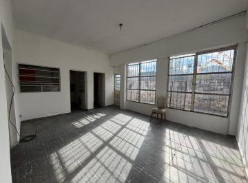 PH · 66m² · 3 Ambientes · PH en Venta un Dormitorio Cocina Comedor, un Baño, Galería, Patio y Terraza en Rosario