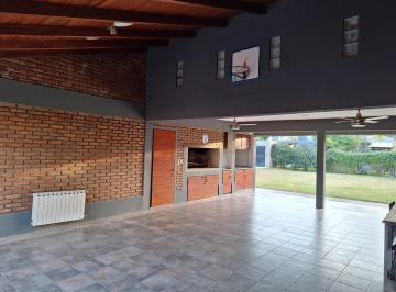Casa · 179m² · 4 Ambientes · 2 Cocheras · Casa en Venta de 2 Dorm. en Tierra de Sueños 2, Roldán