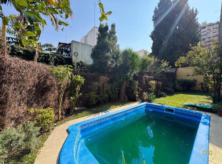 Casa · 123m² · 5 Ambientes · 1 Cochera