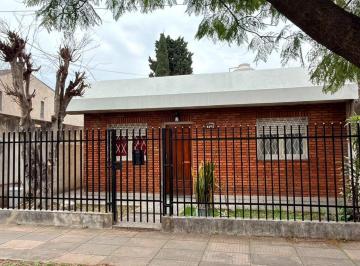 Casa · 65m² · 3 Ambientes · Casa 3 Ambientes en Venta Haedo Sur