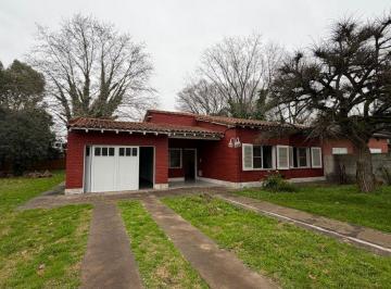 Casa de 4 ambientes, Brandsen · Casa de 2 Dorm. con Garage y Quincho – Jeppener, Brandsen Buenos Aires.