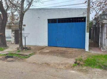Bodega-Galpón · 151m² · Venta - Galpon con Oficina - Alberdi, Rosario.