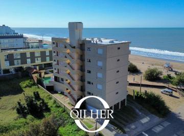 Departamento de 2 ambientes, Villa Gesell · Departamento Frente Al Mar Remodelado a Nuevo. Cochera - Gas Natural.