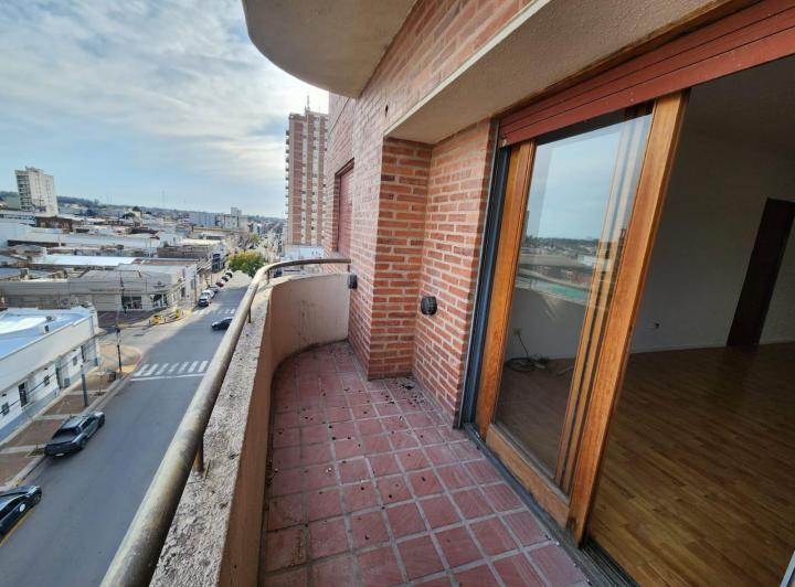 Departamento · 4 Ambientes · 1 Cochera