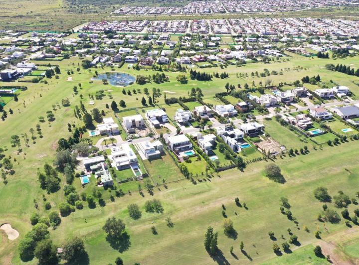 Terreno · 1500m²