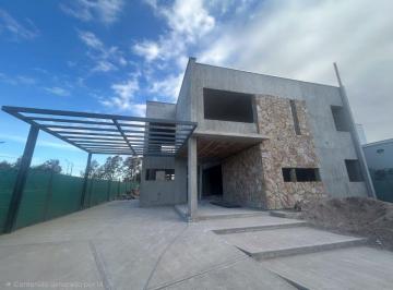 Casa de 7 ambientes, Maipú · Magnífica Casa, B° Privado Portillo de Paso (Maipú, Mendoza)