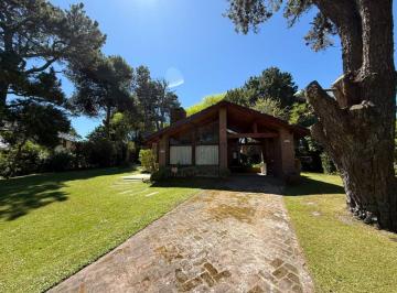 Casa Alquiler Temporal de 6 ambientes · Gran Casa en Alquiler Temporada 2027 8/10 Personas