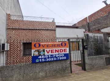 Casa · 68m² · 3 Ambientes · 1 Cochera · Casa a Reciclar · Lote 10x30 · Venta en San Justo