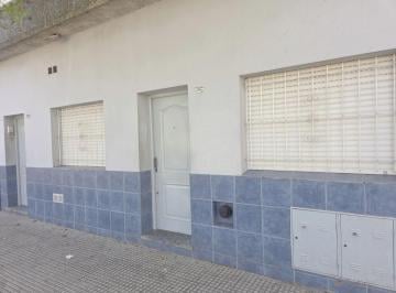 PH de 2 ambientes, Mataderos · PH Al Frente P/vivir Como en Una Casa, Salida a La Calle, con Importante Terraza, Sin Expensas!