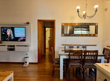 Casa · 199m² · 6 Ambientes · 2 Cocheras · Casa - Villa Elvira