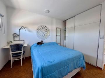 Casa · 199m² · 6 Ambientes · 2 Cocheras · Casa - Villa Elvira