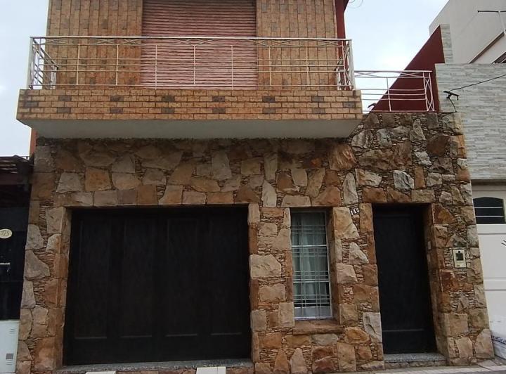 Casa · 130m² · 1 Cochera
