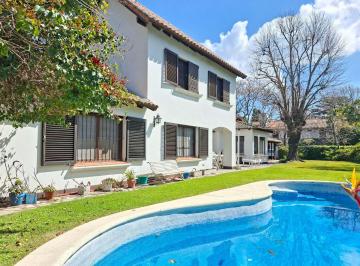 Casa de 10 ambientes, San Isidro · Venta Casa San Isidro Sobre Gran Lote - Libertador Al Río Jardín Pileta Parrilla