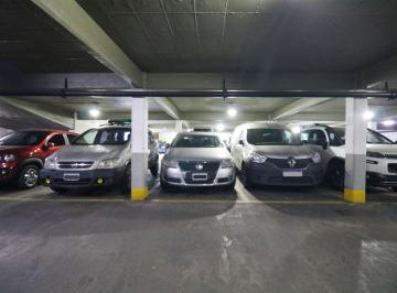 Garage · 11m² · Cochera Fija Cubierta Velez Sarsfield Carrasco