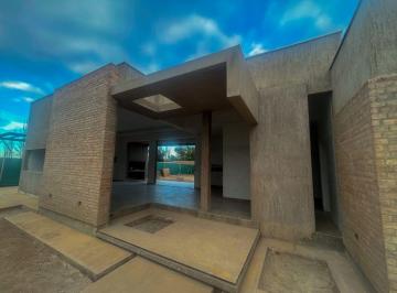 Casa de 6 ambientes, Russell · Hermosa Casa / B° Terrazas Park, Espejo N° 2586 (Russell, Maipú - Mendoza)