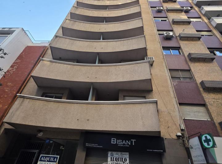 Local comercial · 202m²