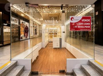 Local comercial · 21m² · 2 Ambientes · Góndola Comercial en Alquiler en Galería Flores Center