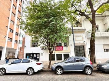 Departamento de 4 ambientes, Caballito · Departamento Al Frente con Patio y Balcón