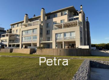 Departamento · 51m² · 2 Ambientes · 1 Cochera · Departamento en Venta en Costa Esmeralda