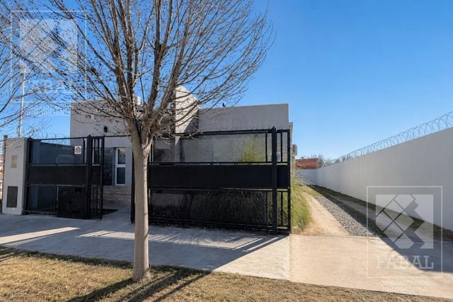Oficina comercial · 164m² · 7 Ambientes · 5 Cocheras