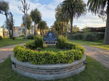 Terreno · 1394m² · Lote en Barrio Cerrado Parque La Lula, Calle 138 y 490, Gorina.