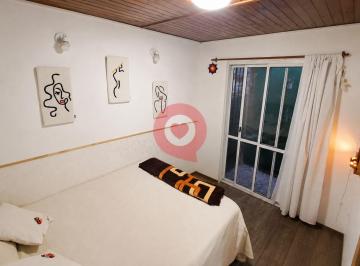 PH · 225m² · 7 Ambientes · Venta Dúplex en El Progreso. Neuquén Capital