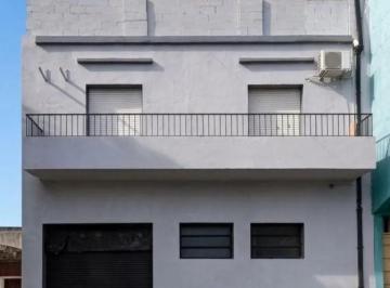 PH · 157m² · 5 Ambientes · Venta de PH en Dúplex 6 Ambientes con Terraza en Flores
