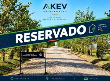 Estilo Campo - Reservado.jpeg · Venta | Canning | Terreno | Barrio Semi Cerrado Estilo Campo 250 m²