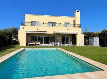 tokko-foto-1 · Casa de 5 Ambientes en Venta | El Cantón Norte - Escobar | Jardín con Pileta, y Muelle Al Lago