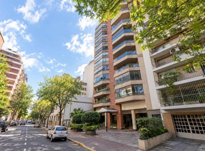 Departamento · 140m² · 4 Ambientes · 1 Cochera
