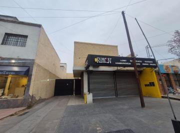 Departamento de 5 ambientes, Villa Nueva · Azcuenaga Norte Adyacente Shopping - 2 Dorm. Patio, Cochera, Cocina Amplia Independiente - Apto Masc
