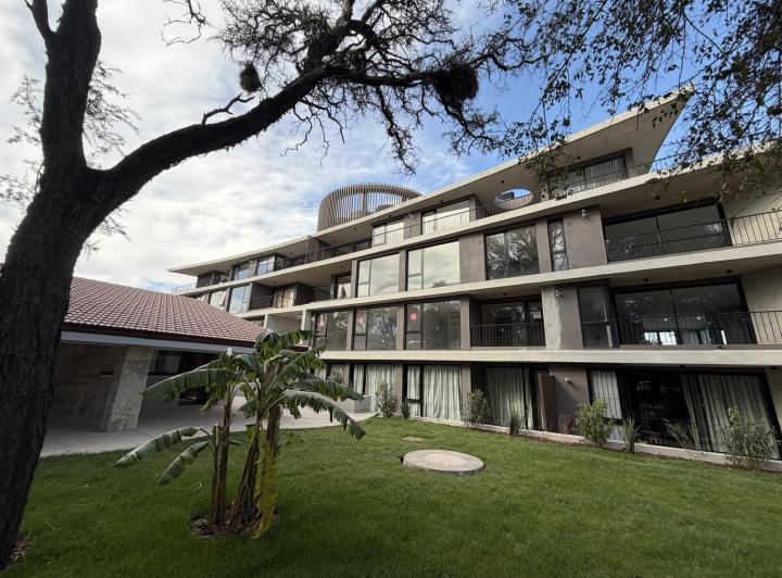 Departamento · 82m² · 4 Ambientes · 1 Cochera