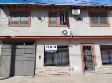 Casa · 153m² · 4 Dormitorios · 2 Cocheras · Casa en Venta en Calle Famatina Rodeo de La Cruz a m de Bandera de Los Andes