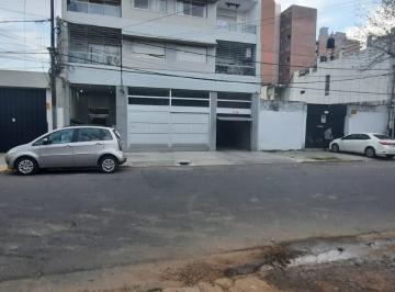 Garage , Rosario · Rioja y Cafferata - Cochera Cómoda, Luminosa, Amplia Circulación