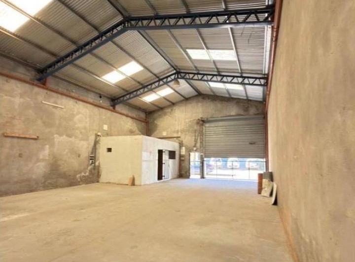 Local comercial · 280m²
