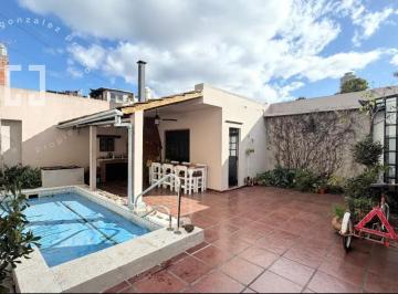 Casa · 105m² · 4 Ambientes · Venta Casa 4 Ambientes con Pileta Parrilla Reciclada - Oportunidad