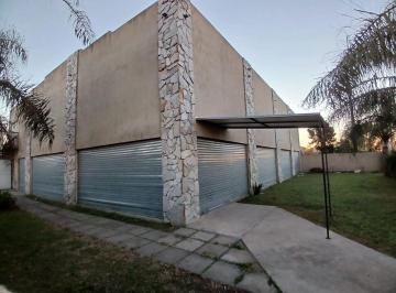 Local comercial · 400m² · Alquiler Gran "Local Comercial" en San Nicolas!