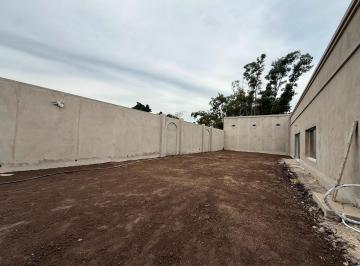 Local comercial · 277m² · 1 Ambiente · Local en Alquiler